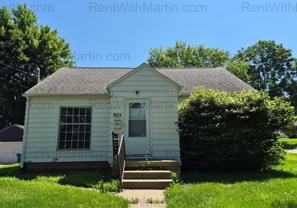 925 Hammond Ave - Photo 1 of 1