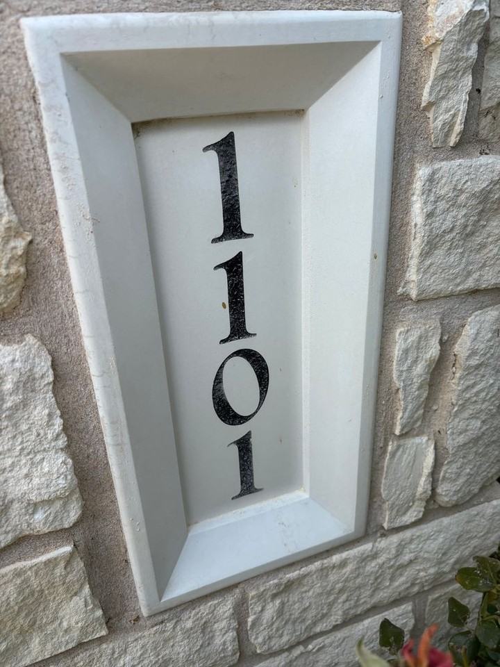1101 Cliffbrake Way - Photo 7 of 28