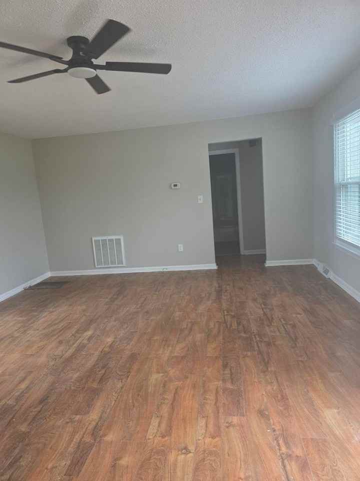 309 Westchester Rd - Photo 2 of 8