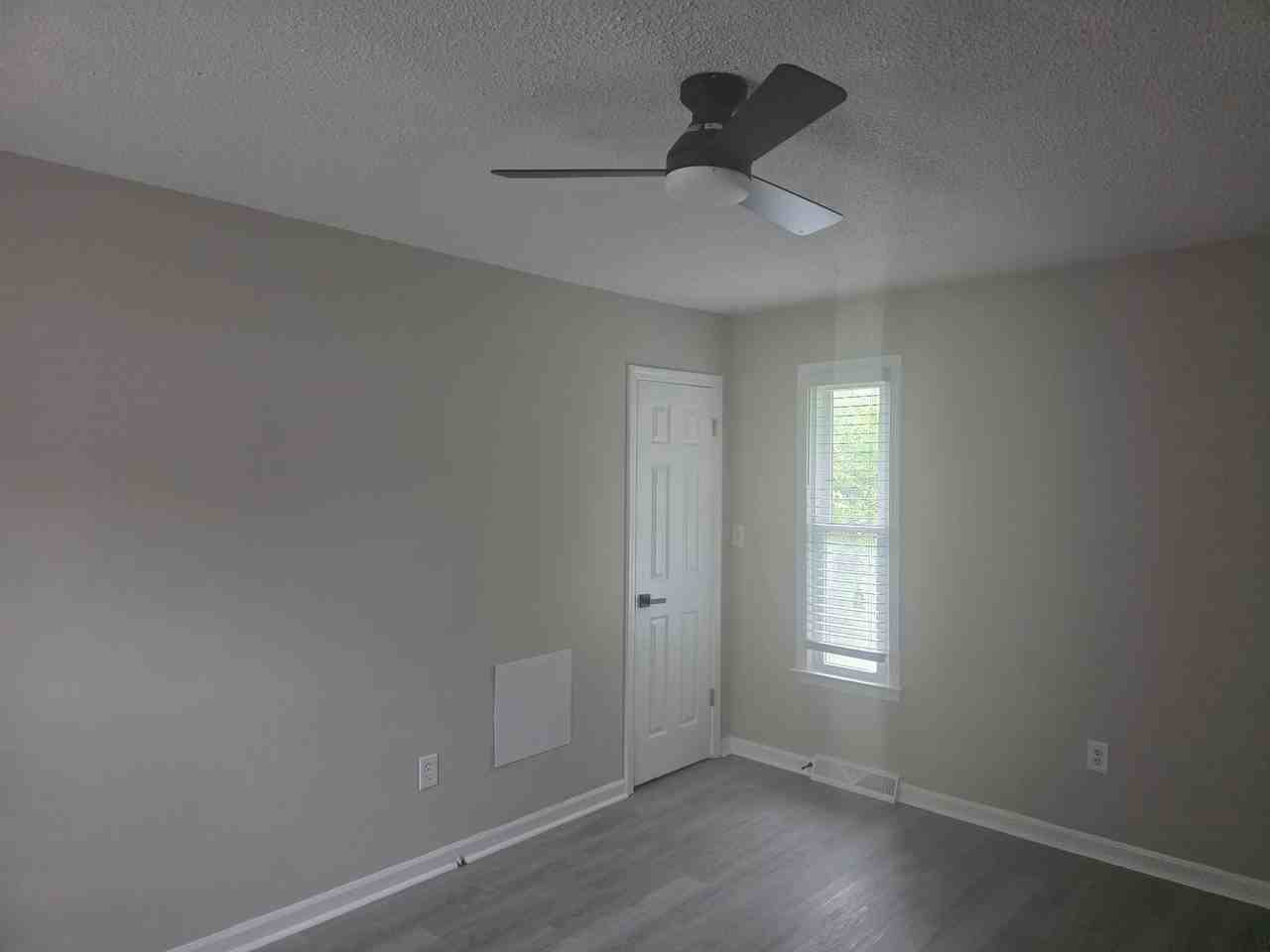309 Westchester Rd - Photo 5 of 8