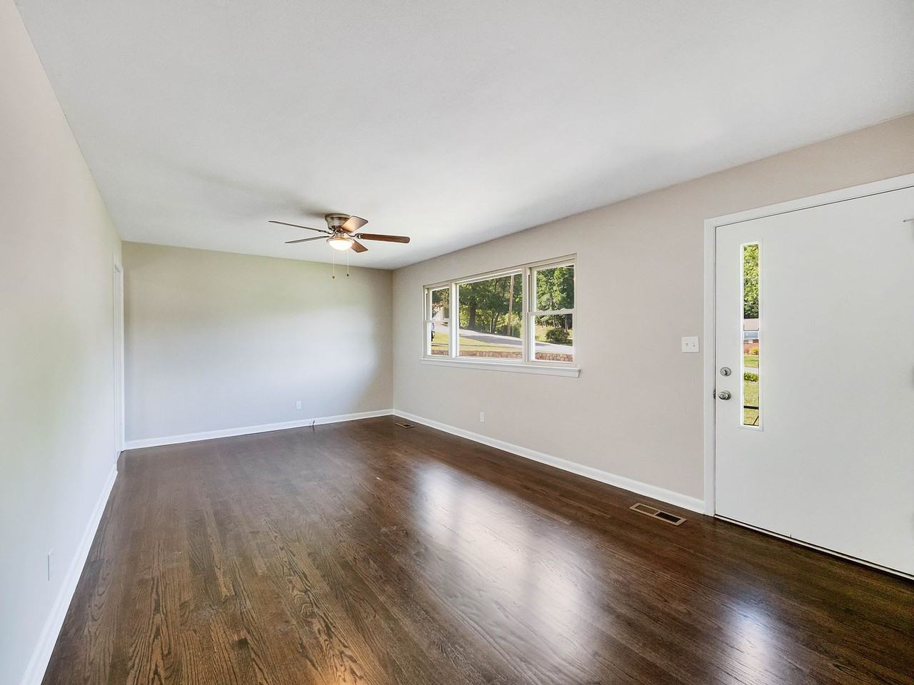 450 Bouton Dr - Photo 2 of 20