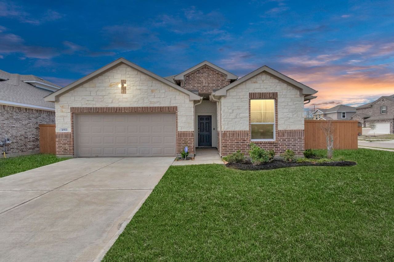 10607 Crescent Peak Ct - Photo 2 of 39