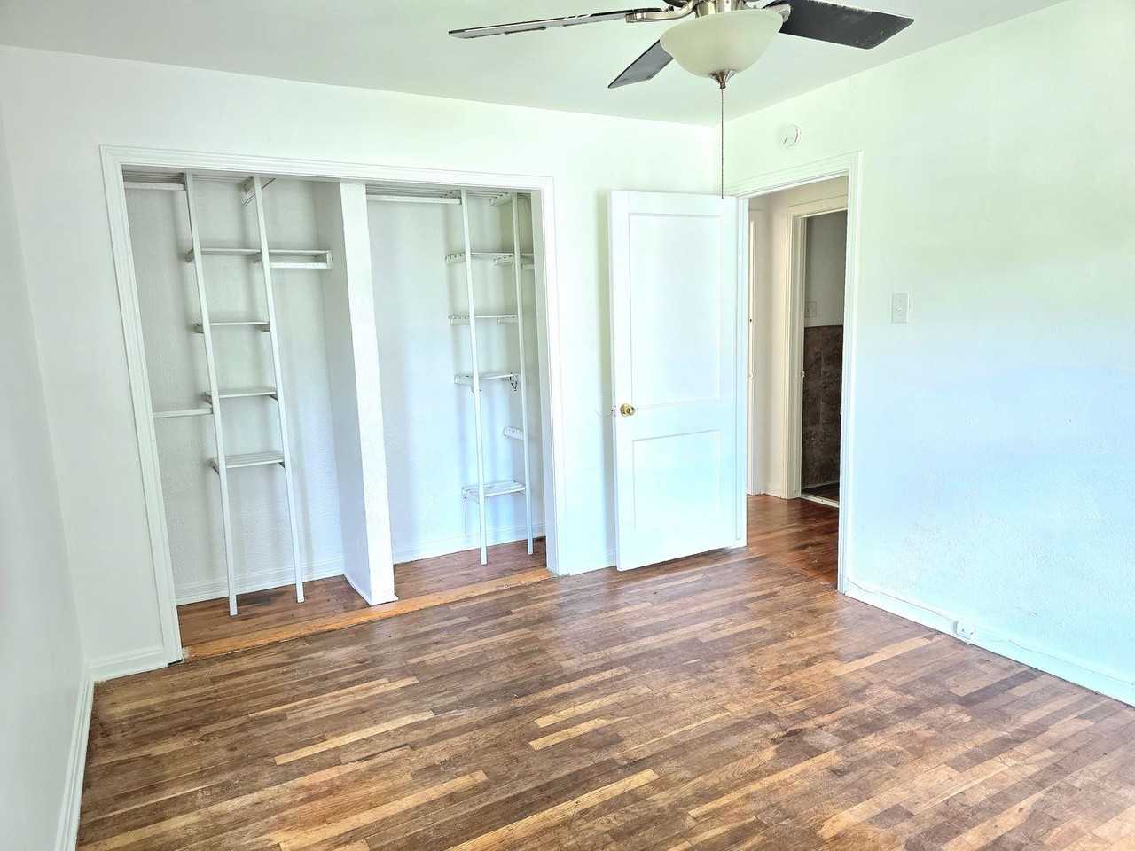 3612 Pine Ave - Photo 4 of 6