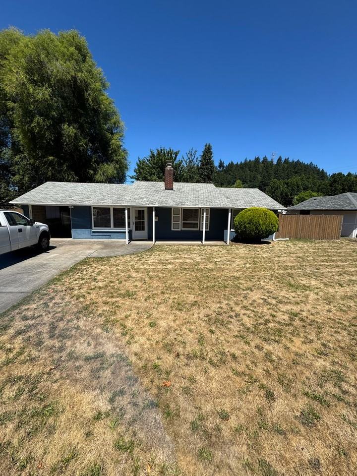 9111 Ne Tillamook St - Photo 2 of 19