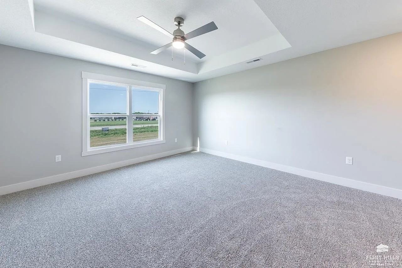 9168 Grammer Ct - Photo 3 of 21