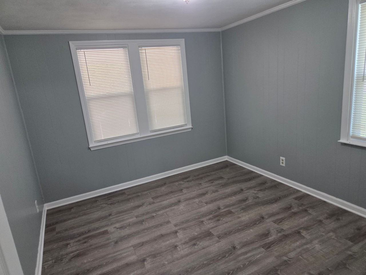 2806 Ne Madison Ave - Photo 6 of 8
