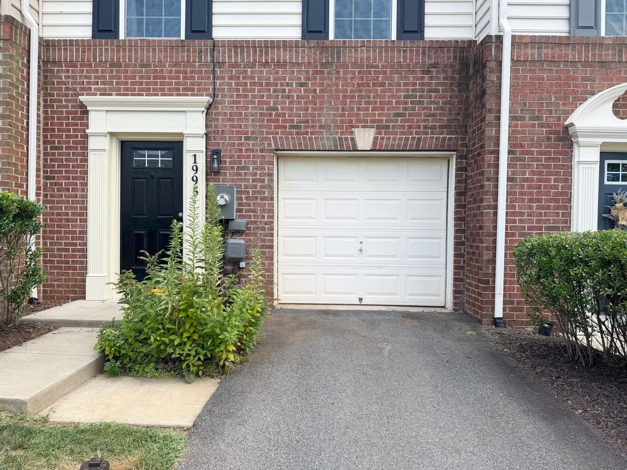 1995 Asheville Dr - Photo 3 of 34