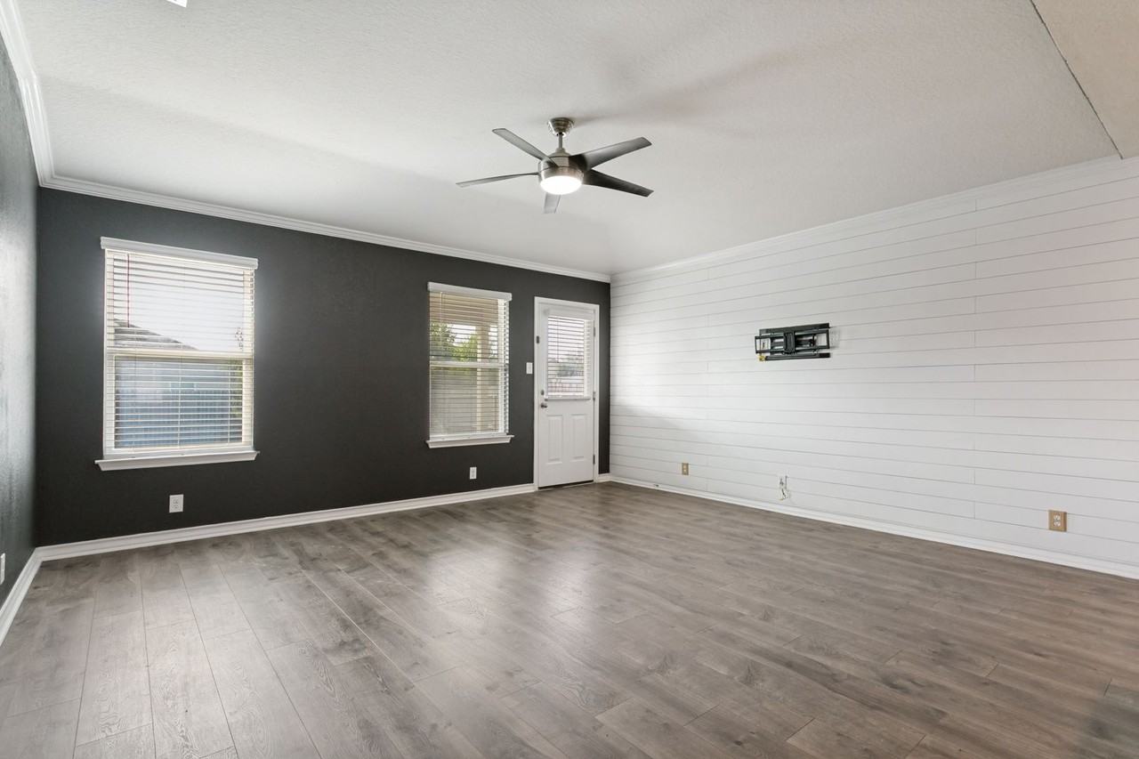 9908 Bratten Rise - Photo 6 of 25