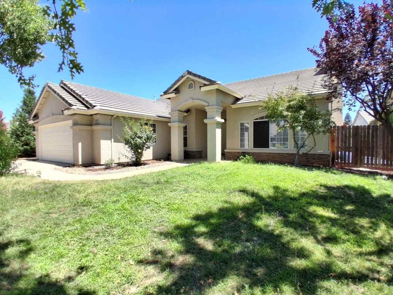10374 N Sierra Vista Ave - Photo 2 of 23