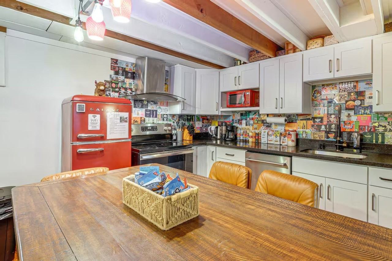 1421 S 134th St - Photo 2 of 28