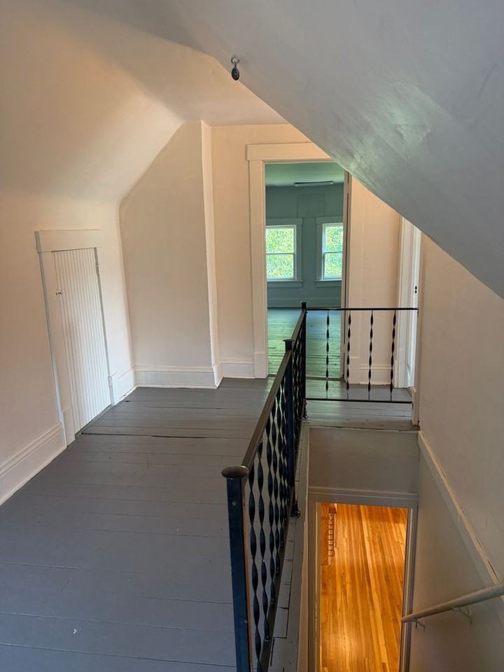 23216 Bergen Rd - Photo 7 of 21