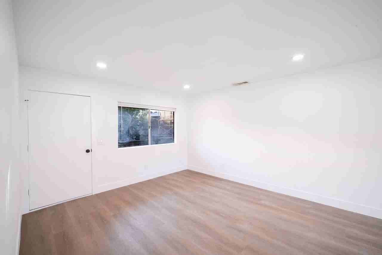 4122 Bannock Ave - Photo 6 of 11
