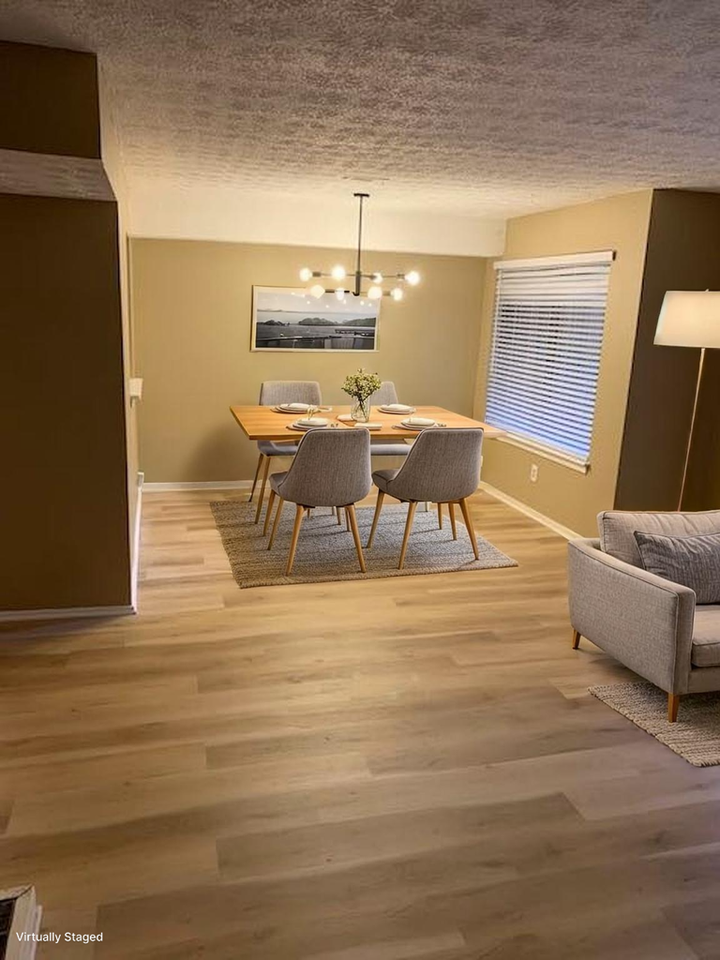 3105 Fairington Dr - Photo 3 of 20