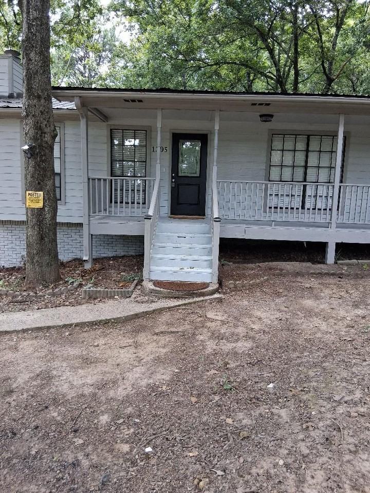 1305 Sun Cir