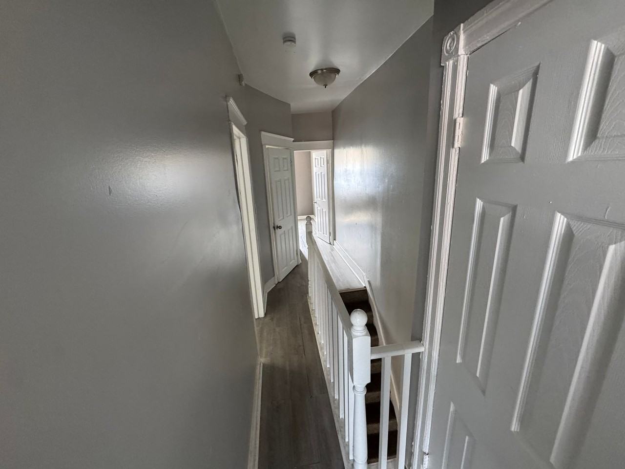 1946 Clarence St - Photo 2 of 18