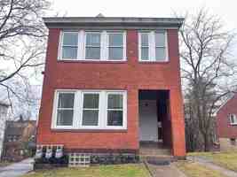 featured image of 132 Charles St