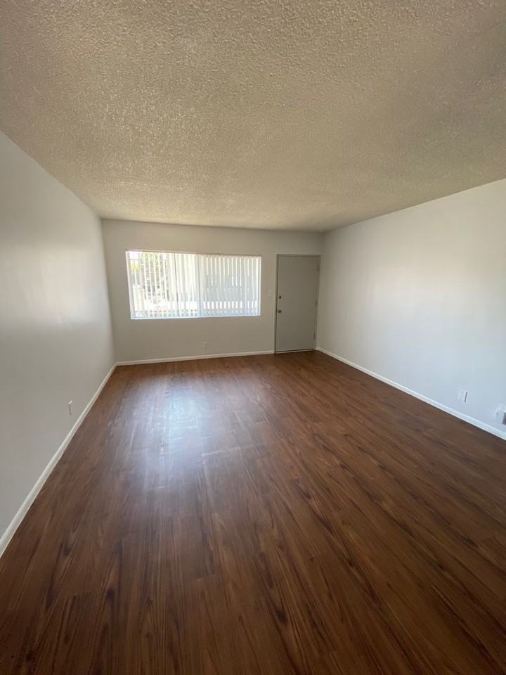 Pinnacle Grevillea, LLC - Photo 4 of 14