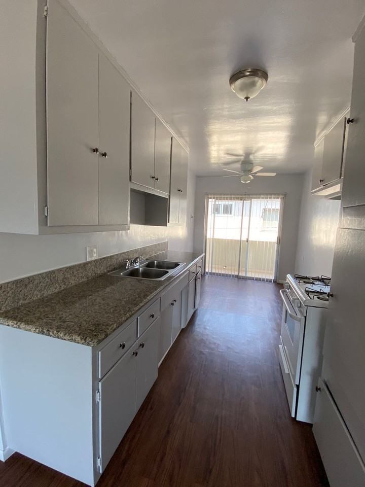 Pinnacle Grevillea, LLC - Photo 5 of 14
