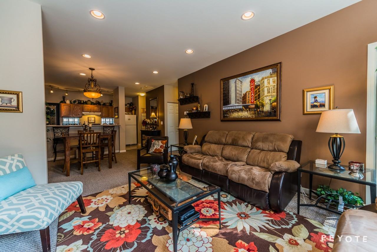 1225 N Orleans St - Photo 4 of 16
