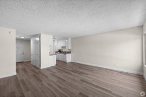 featured image of 18540 Plummer St