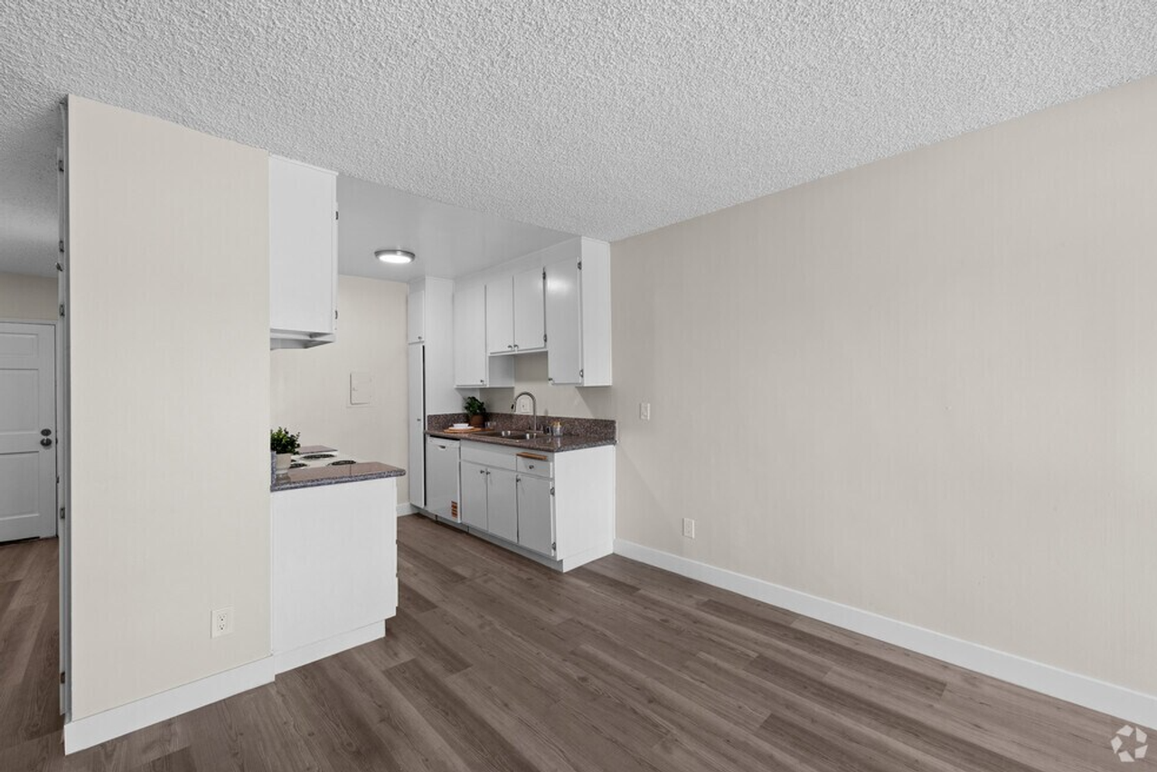 18540 Plummer Street - Photo 2 of 19