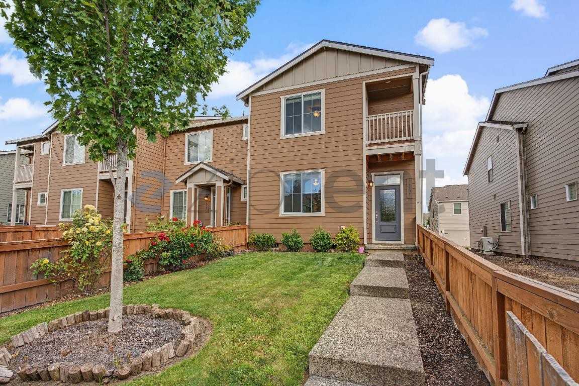 7105 Ne 154th Ave - Photo 2 of 26