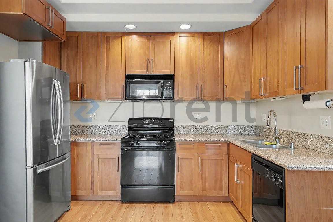 12042 Hart St #5 - Photo 7 of 19