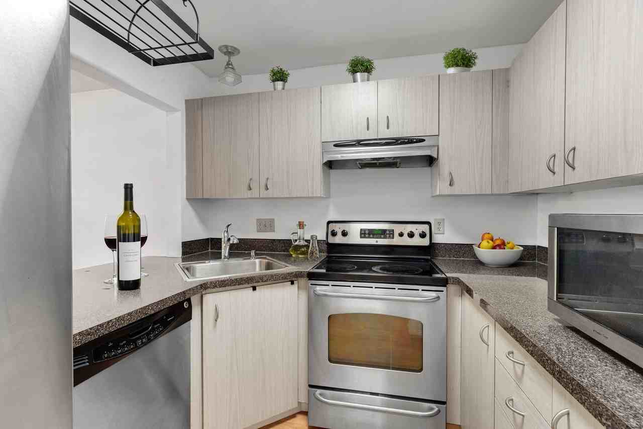 5300 Harbour Pointe Blvd #310F - Photo 2 of 29