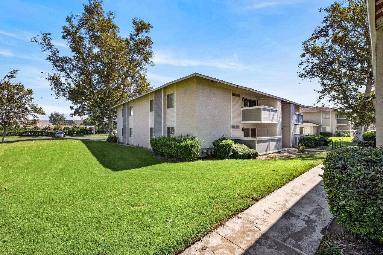 26200 Redlands Blvd #119 - Photo 3 of 18