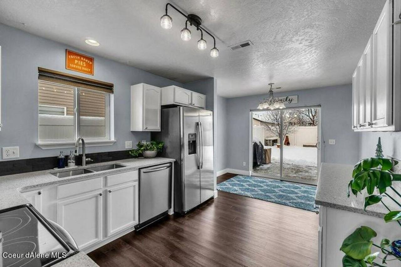 3274 Lotze Loop - Photo 4 of 31