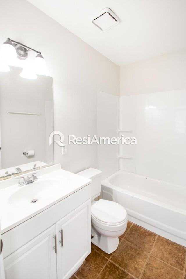 4470 Hunter Bay Dr - Photo 7 of 14