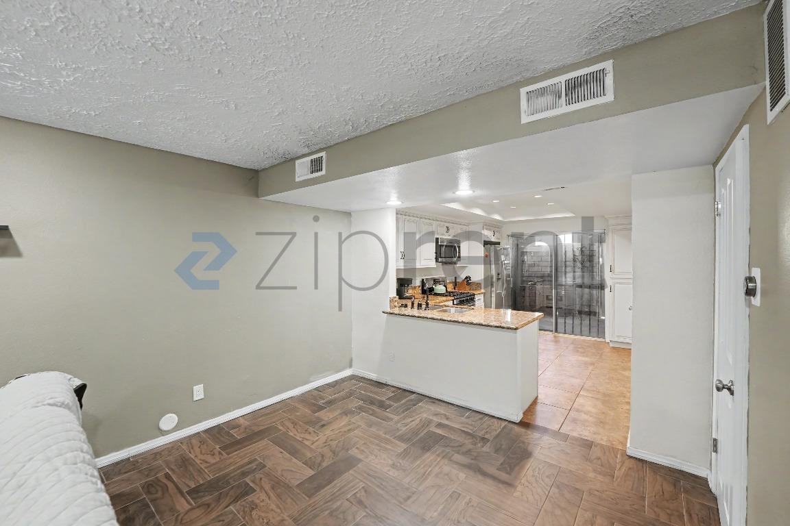 8633 Balboa Blvd #2 - Photo 7 of 24