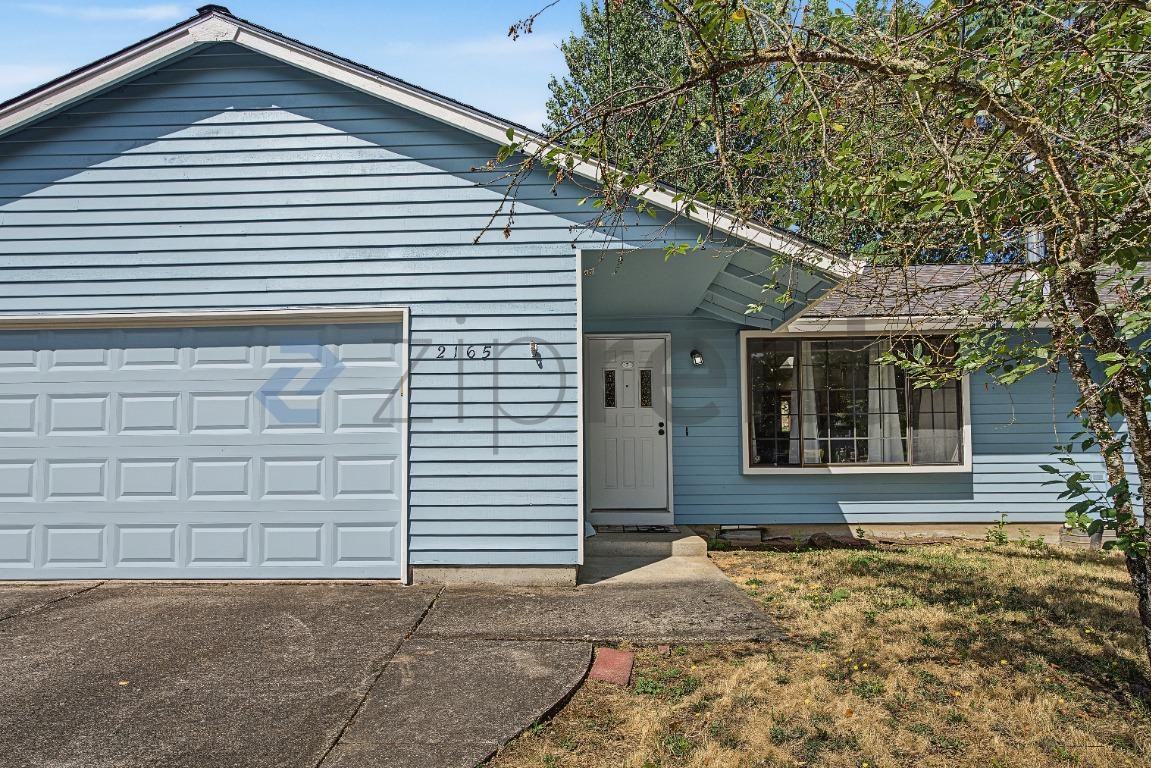 2165 Sw 208th Ave - Photo 2 of 26