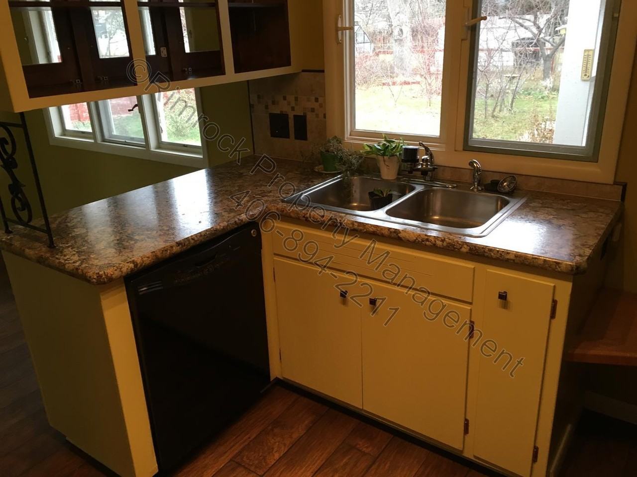 2638 Clark Ave - Photo 3 of 28
