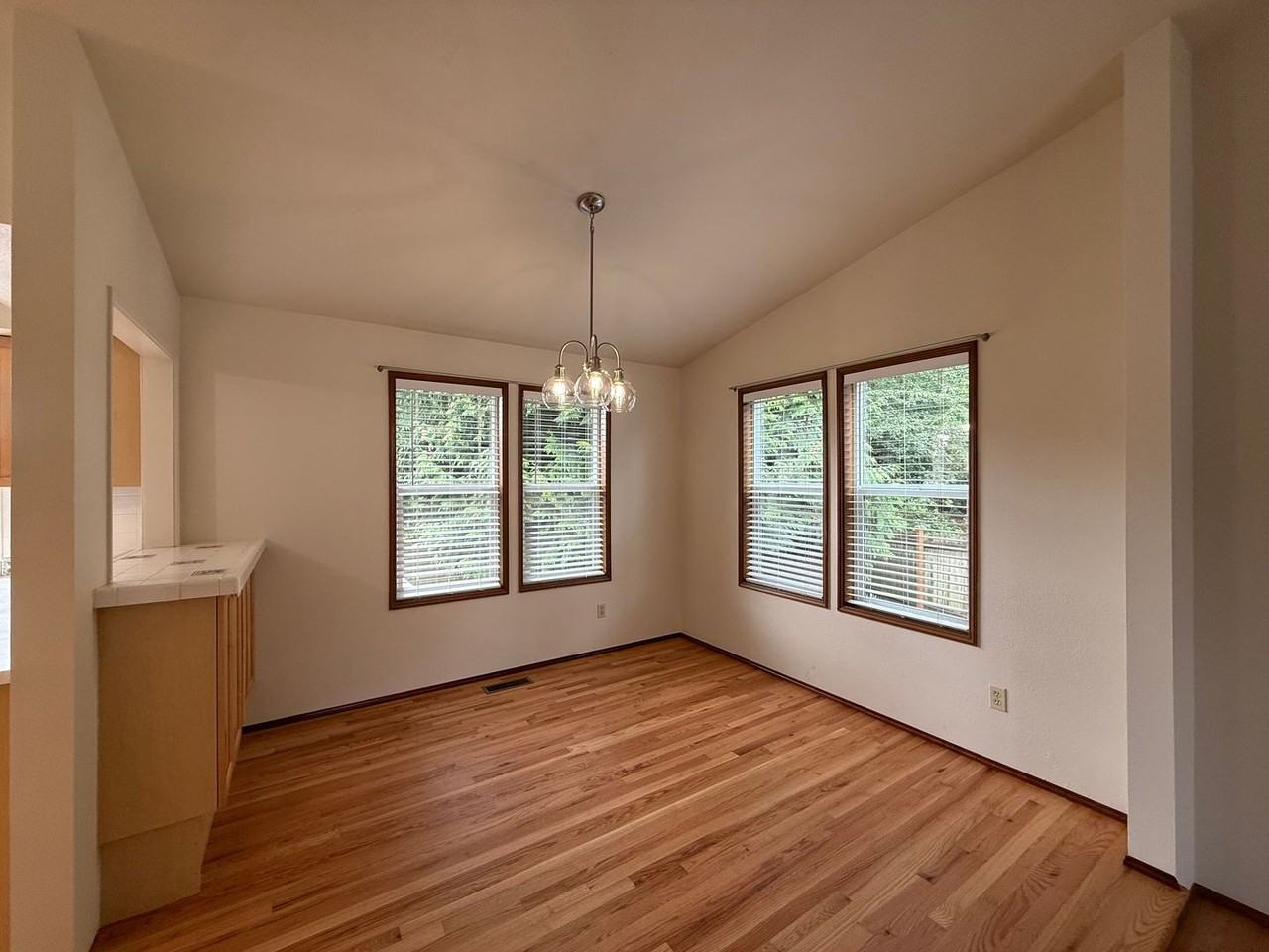 15626 53rd Pl W - Photo 4 of 18