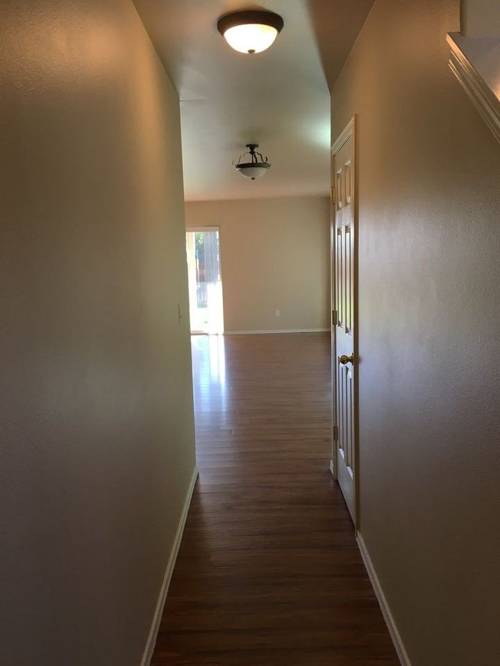 1235 Sw 27th St - Photo 5 of 26