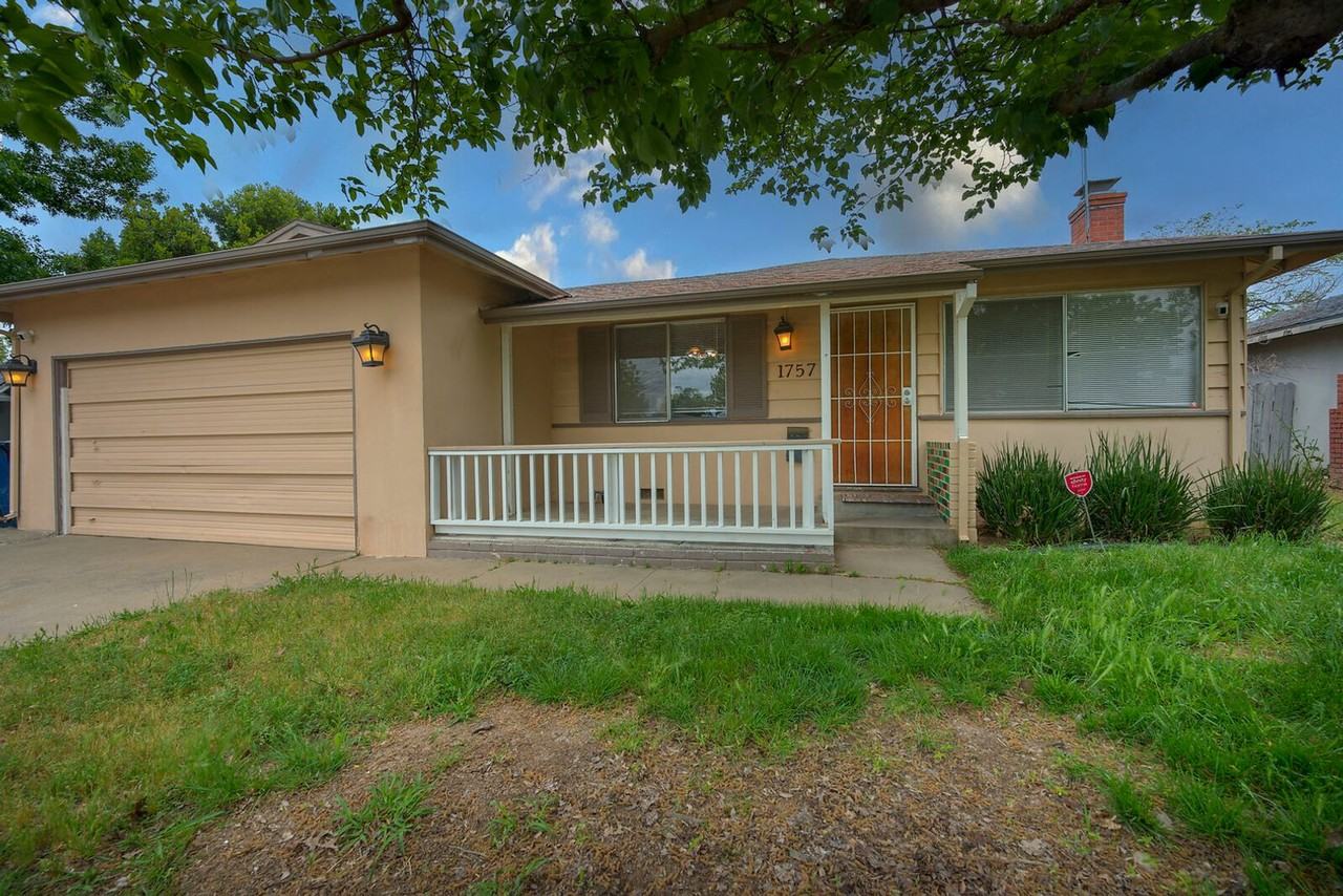 1757 Wakefield Way - Photo 2 of 22