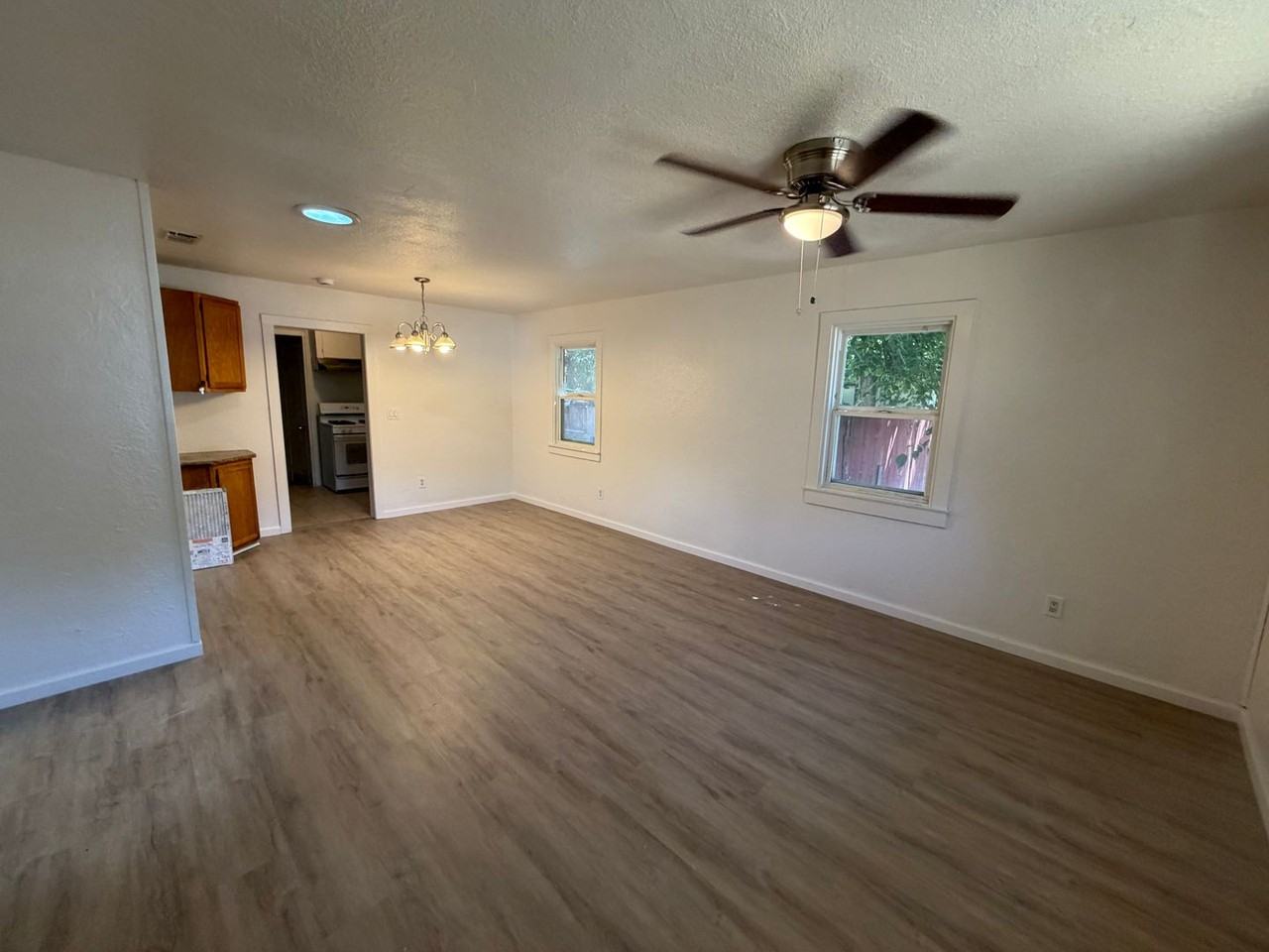 2622 Gary Way - Photo 2 of 10