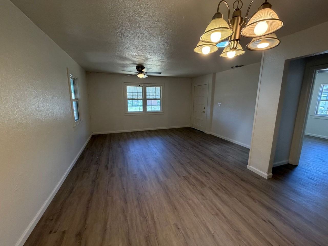 2622 Gary Way - Photo 4 of 10