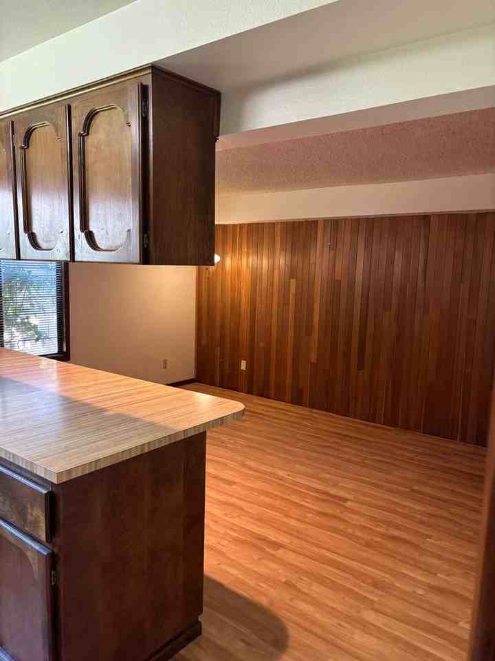 7606 Nw 3rd Ave - Photo 7 of 21