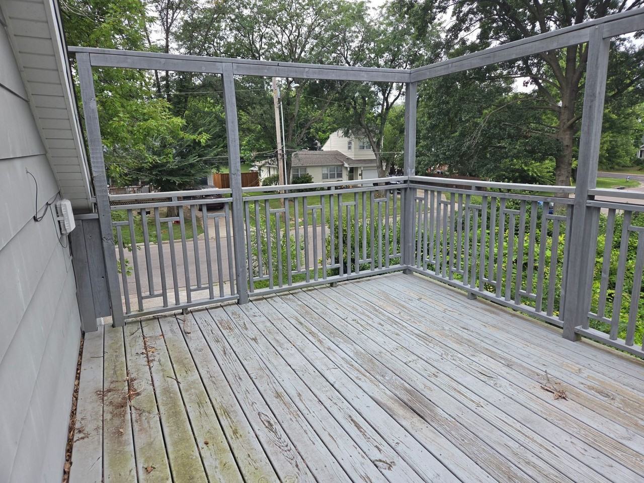 604 Florence Ave - Photo 2 of 11