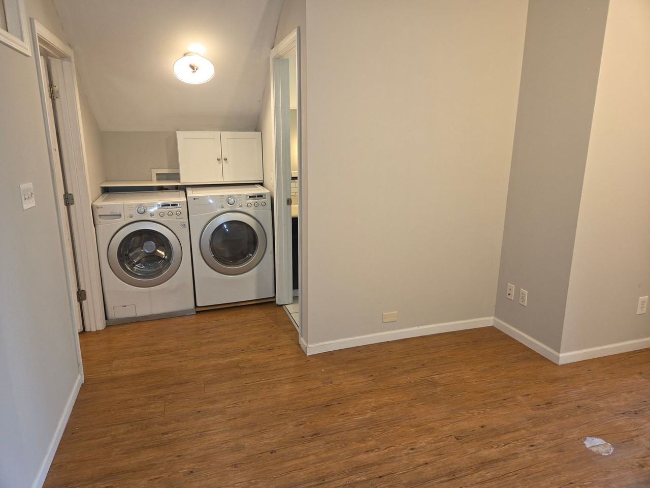 604 Florence Ave - Photo 5 of 11