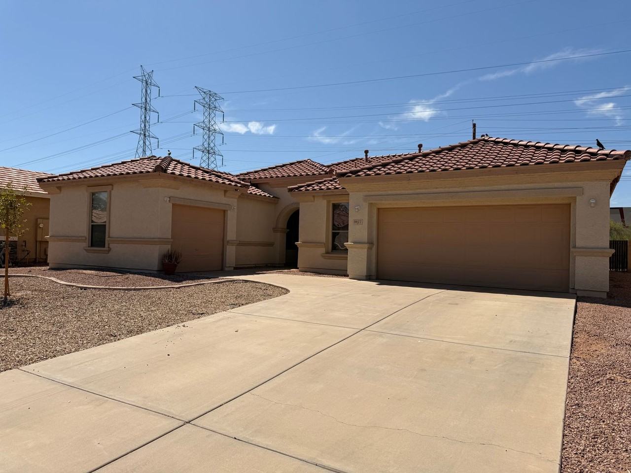 9817 W Las Palmaritas Dr - Photo 2 of 31