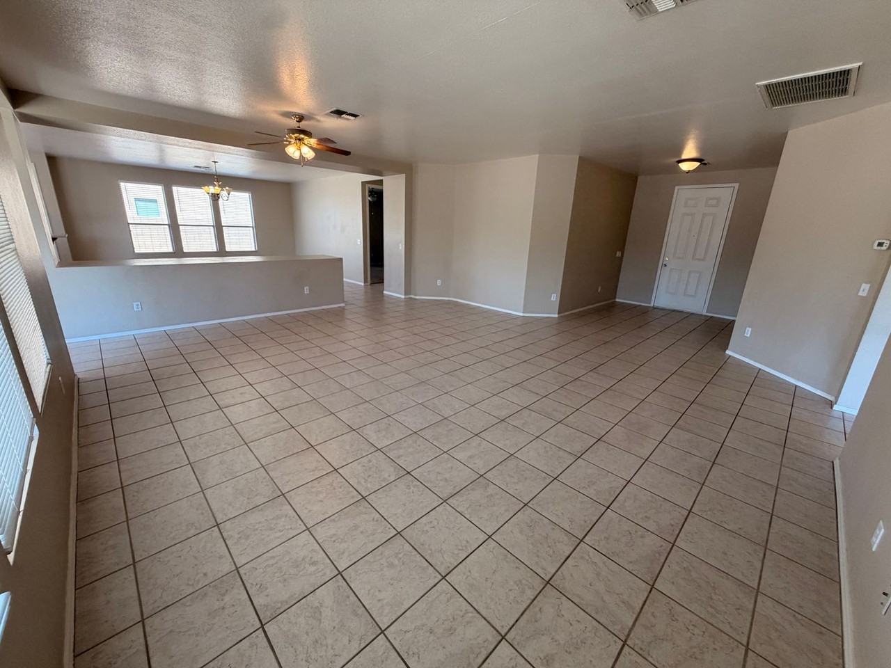 9817 W Las Palmaritas Dr - Photo 4 of 31