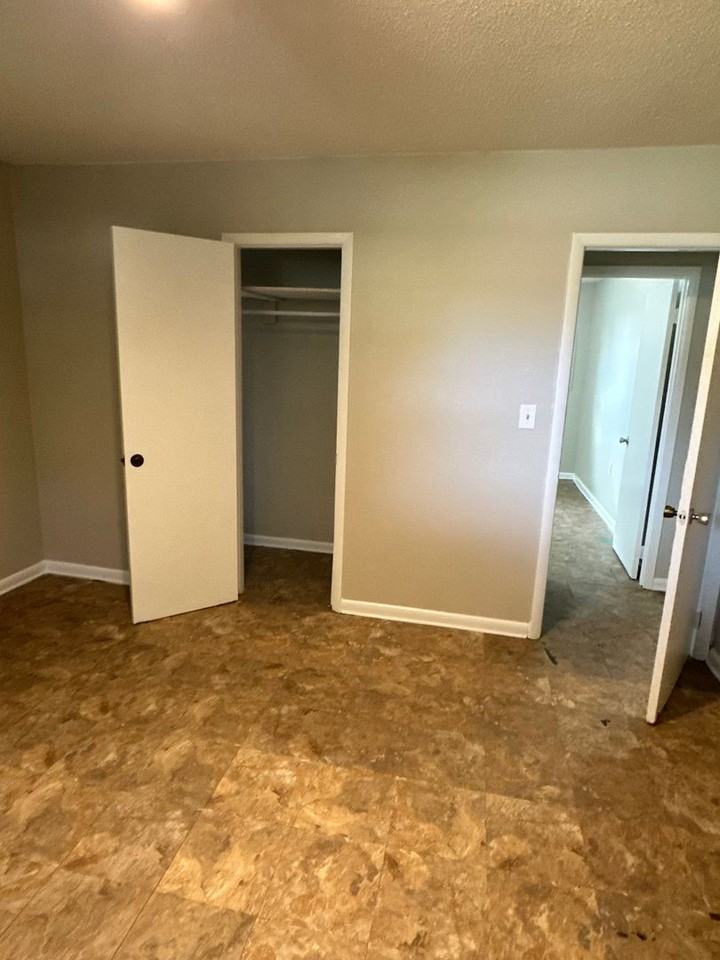 63 Groner St - Photo 3 of 20
