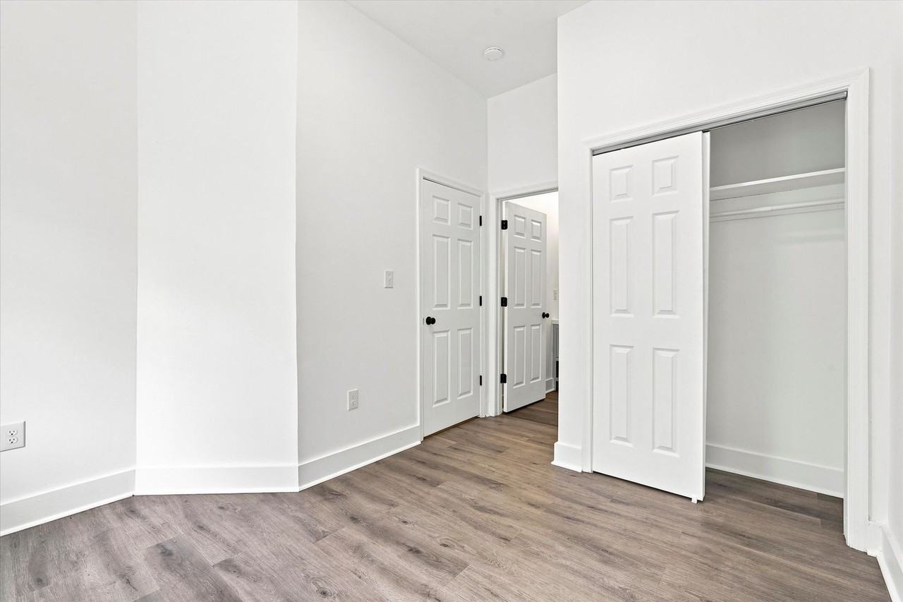 2009 N Stillman St - Photo 3 of 15