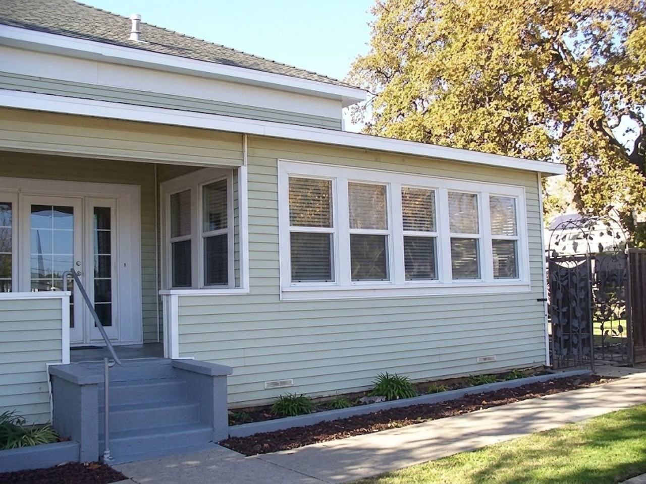 510 6th St - Photo 4 of 14