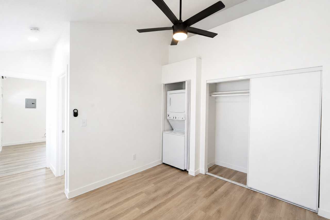 12549 Lasselle St - Photo 6 of 18