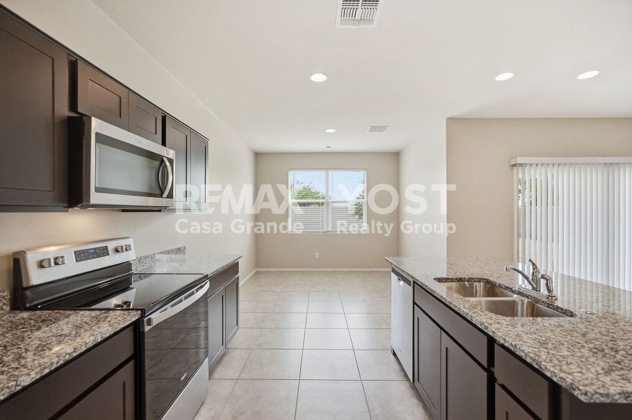 3570 N Cinnabar Pl - Photo 7 of 22