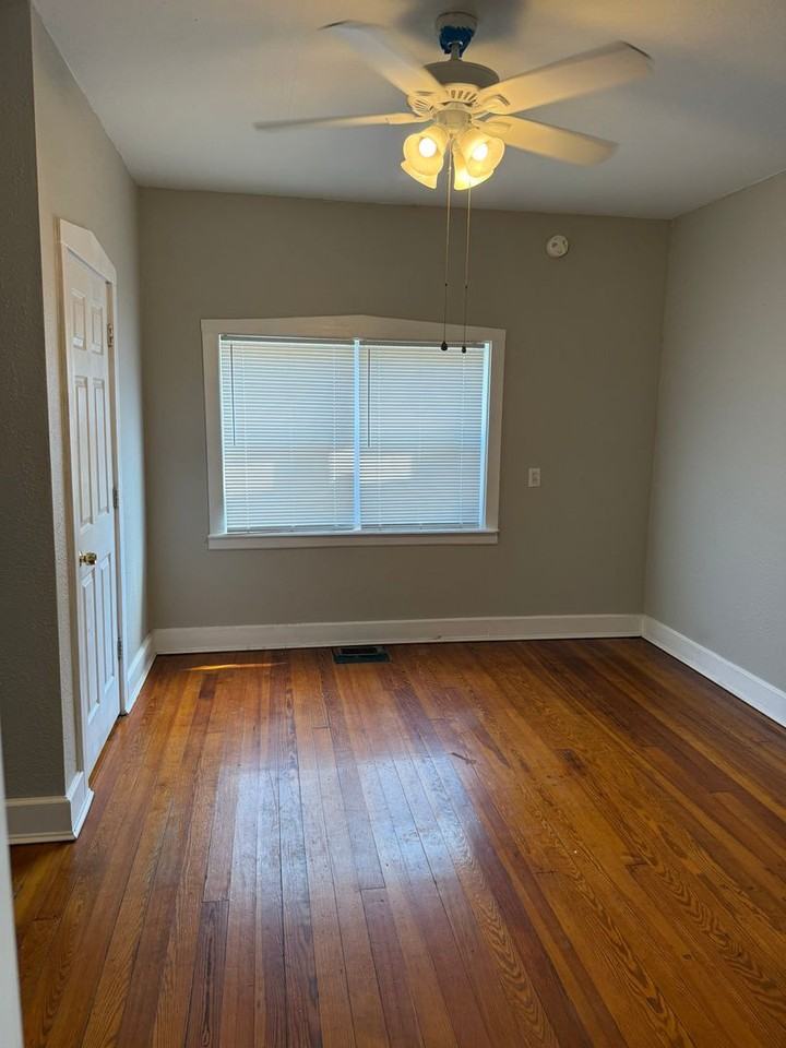 147 E Etta Ave - Photo 2 of 11